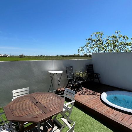 Appartement Camargue 5 couchages Saint-Laurent-dʼAigouze Extérieur photo